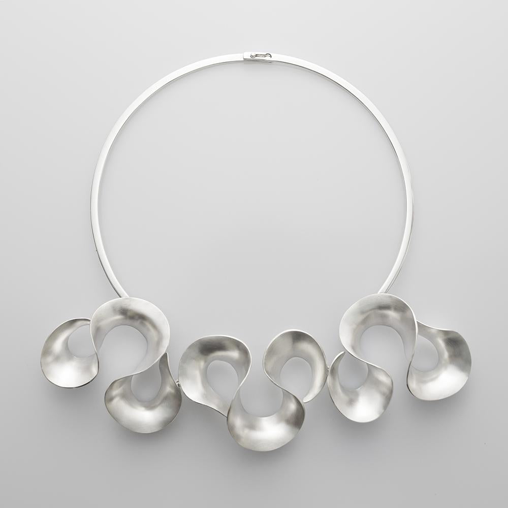 Collar Candela Mini